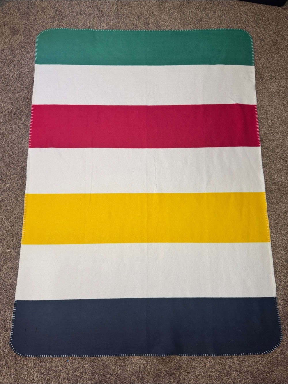 Hudson's Bay Multistripe Fleece Blanket White Signature Stripe 70x50